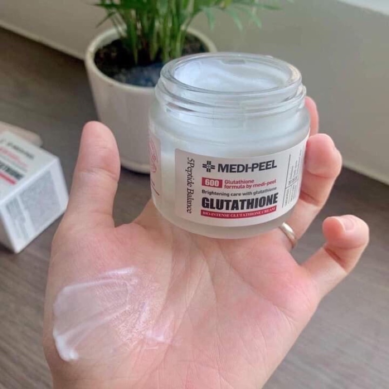 Combo Truyền Trắng Medipeel Gluthione 600-SET 4 Sản Phẩm