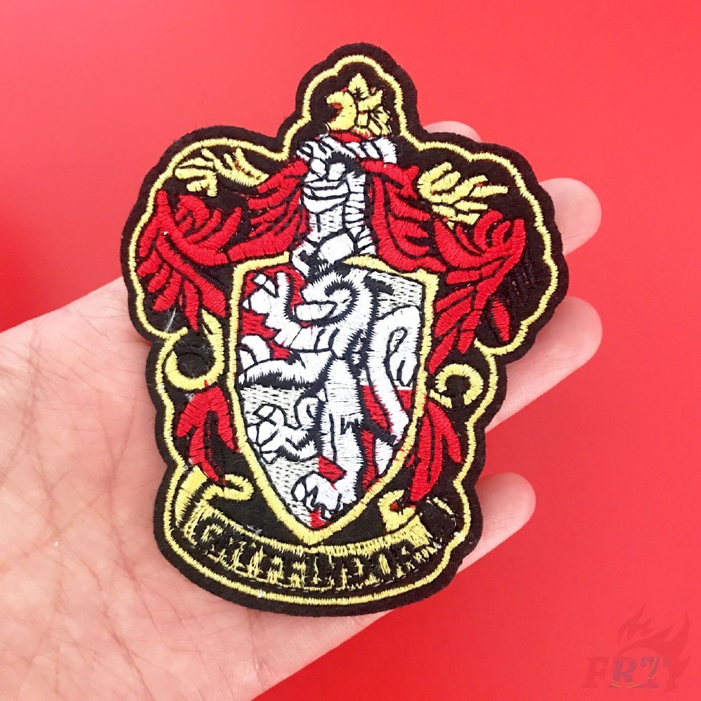 Giảm 70% Sticker Ủi Thêu Hình Harry Potter 1 Cái (03), 01 - Gryffindor Giá gốc 23,000 đ - 104B98