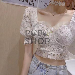 Áo croptop vải ren cá tính điệu đà, vô cùng quyến rũ