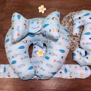 Bộ Gối Chữ C , Gối Tai Voi Tặng Kèm Gối Ôm Cá Ngựa 45Cm