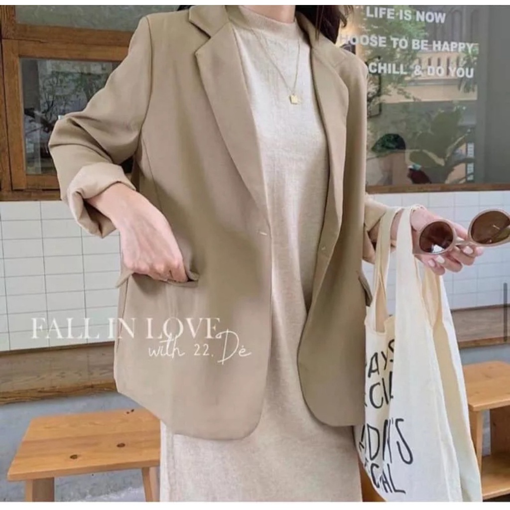 Áo Khoác Blazer 2 Nắp Túi Ngang Nữ Tính | Smide Clothing