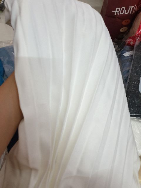 ( Hàng có sẵn ) Đầm maxi cổ yếm xếp li hở lưng siêu đẹp | BigBuy360 - bigbuy360.vn