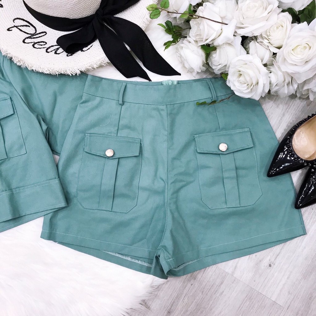 10.10 Sale SET ÁO TÚI HỘP+ QUẦN SHORT  Ꮯɦấȶ Ꮮɨệʊ: Kaki . Có 1 màu. Size dưới 54kg vừa. Mua nhanh kẻo hết nha mấy chế . .