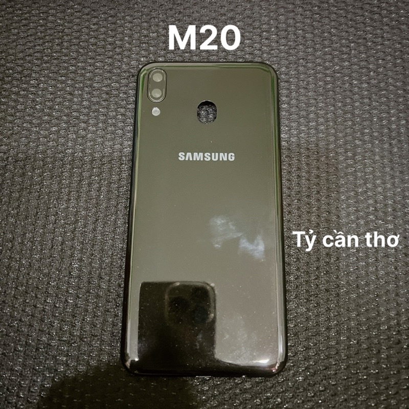 Nắp lưng điện thoại Samsung Galaxy M20 kèm kính camera zin