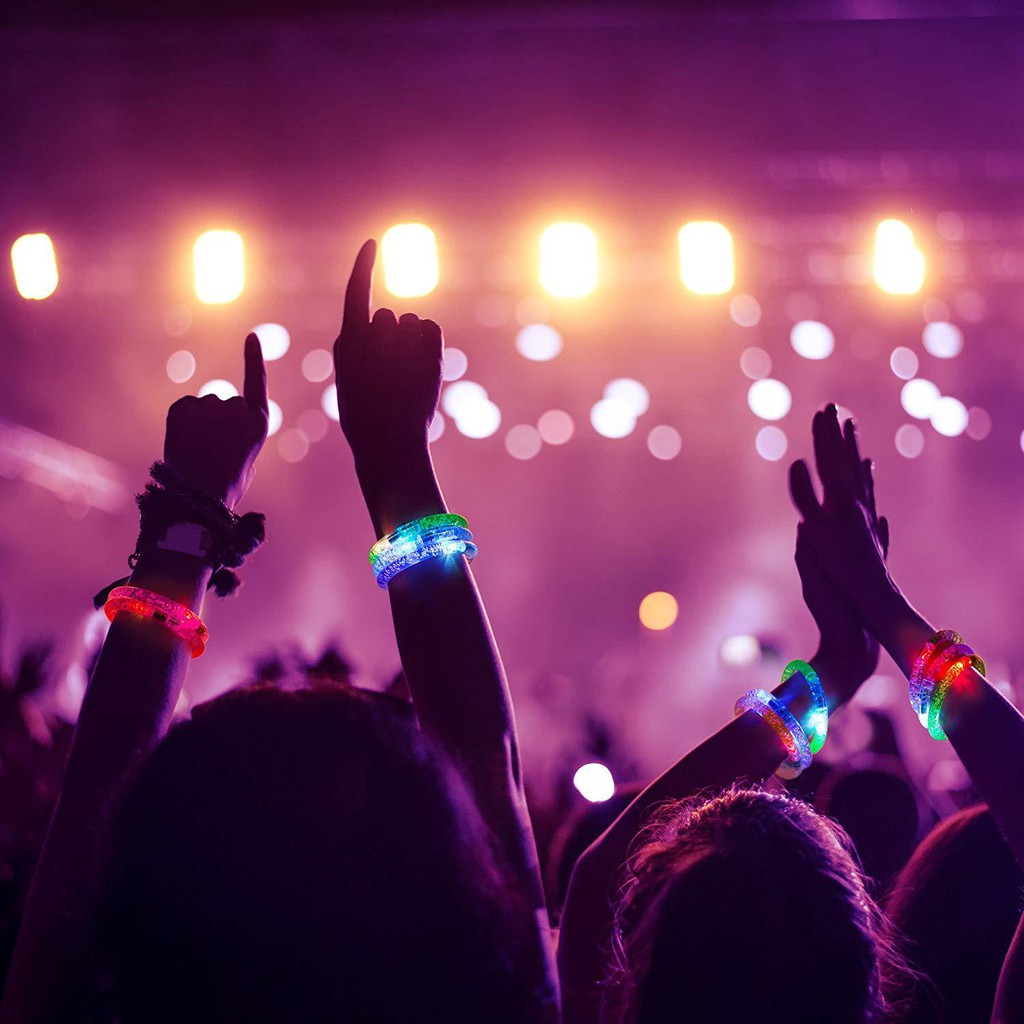 Vòng Tay Có Đèn Led Phát Sáng Cho Bé