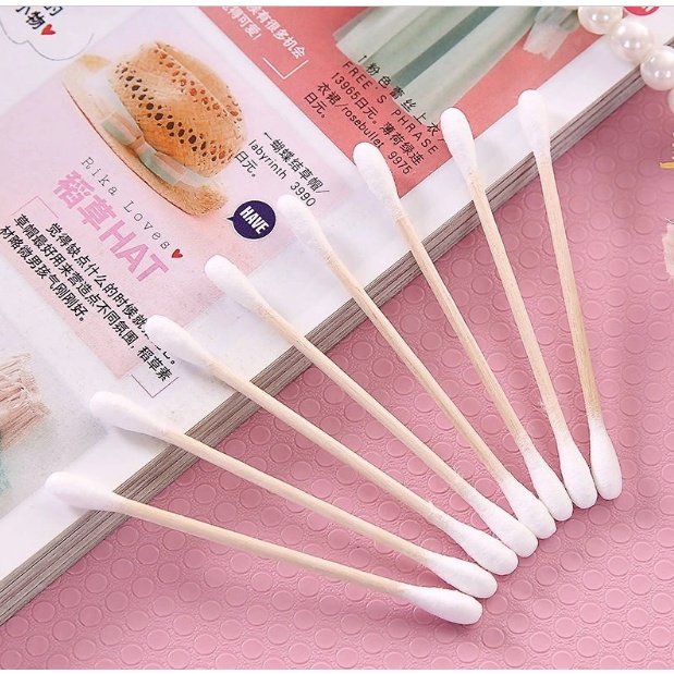 Một gói tăm bông ngoáy tai 100 que thân gỗ thân thiện với môi trường