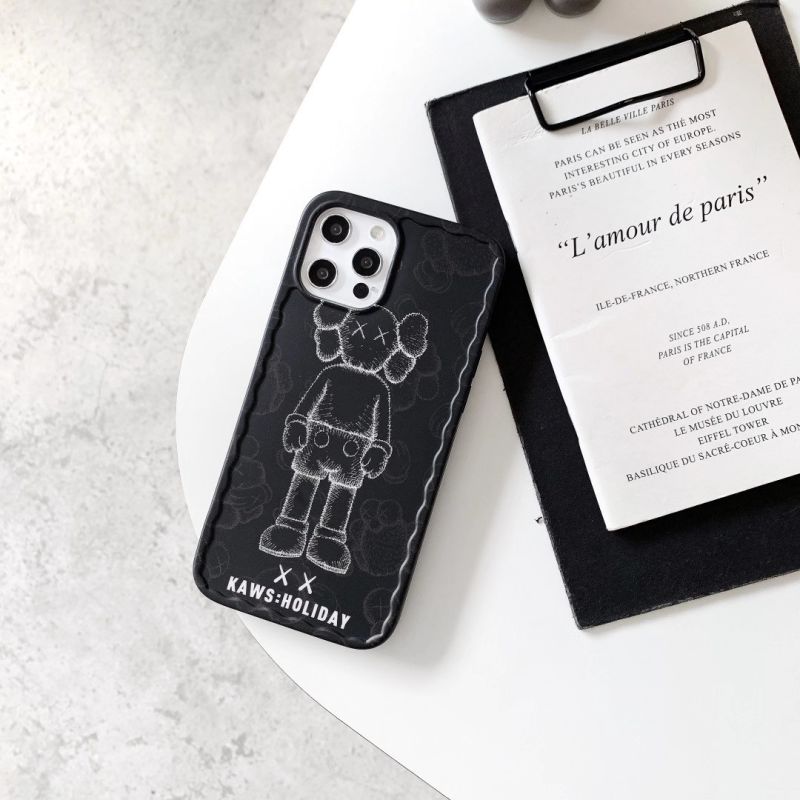 Ốp điện thoại hoạt hình KAWS bảo vệ toàn diện camera cho iphone 12pro max 12mini 11Pro Max XS Max XR SE 2020 7 8 Plus | BigBuy360 - bigbuy360.vn