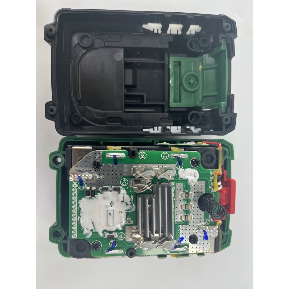 Pin DEKTON 15 SEO siêu cải tiến mẫu mới khỏe hơn pin xài lâu hết hơn 30%