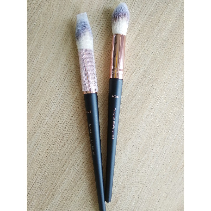 Cọ Đánh Bắt Sáng Highlight Vacosi Tapered Highlighter Brush M26