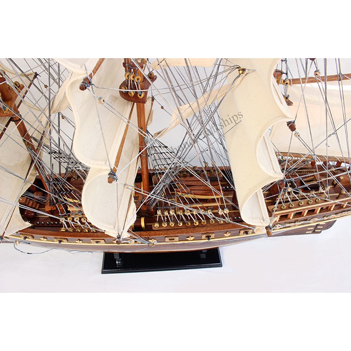 Mô hình thuyền gỗ Cutty Sark 97cm đen - wooden ship