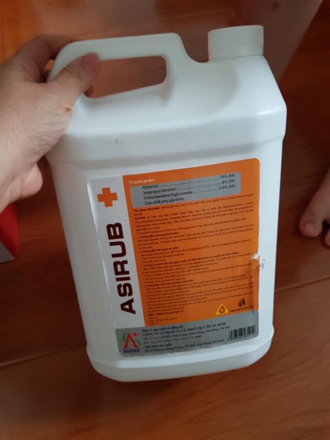 Nước rửa tay sát khuẩn khô ASIRUB 500ml - Việt Nam