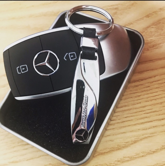 Móc khoá Mercedes