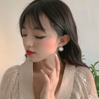 Bông tai nữ hoa hồng dáng tròn xinh xắn thanh lịch dễ thương mẫu mới nhất BT65