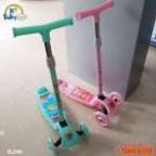 XE TRƯỢT SCOOTER - CHÍNH HÃNG - GIÁ CỰC CHẤT 3 bánh/ màu hồng dễ thương. Hàng dùng cho Bé