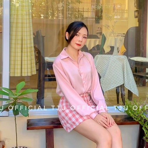 Chân váy ngắn kẻ caro dáng chữ A có lót trong lưng cạp cao xẻ đùi vải thô mát đủ size ulzzang thiết kế T-Ju (cv anh đào) | BigBuy360 - bigbuy360.vn