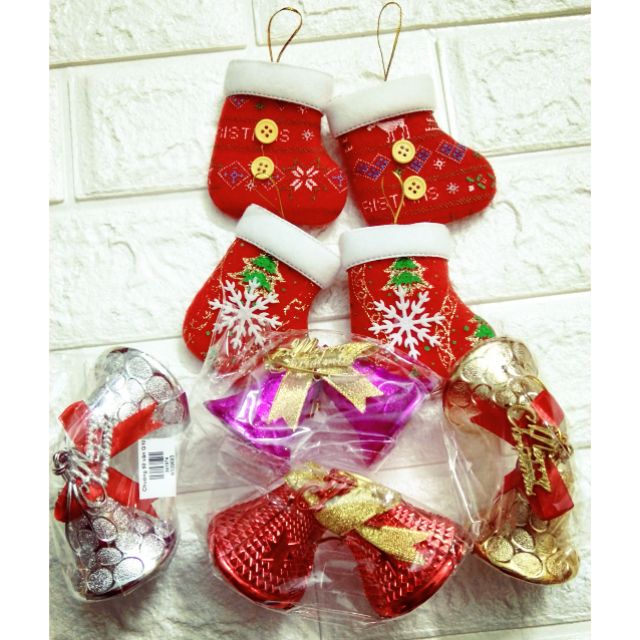 Chuông , tất trang trí Noel