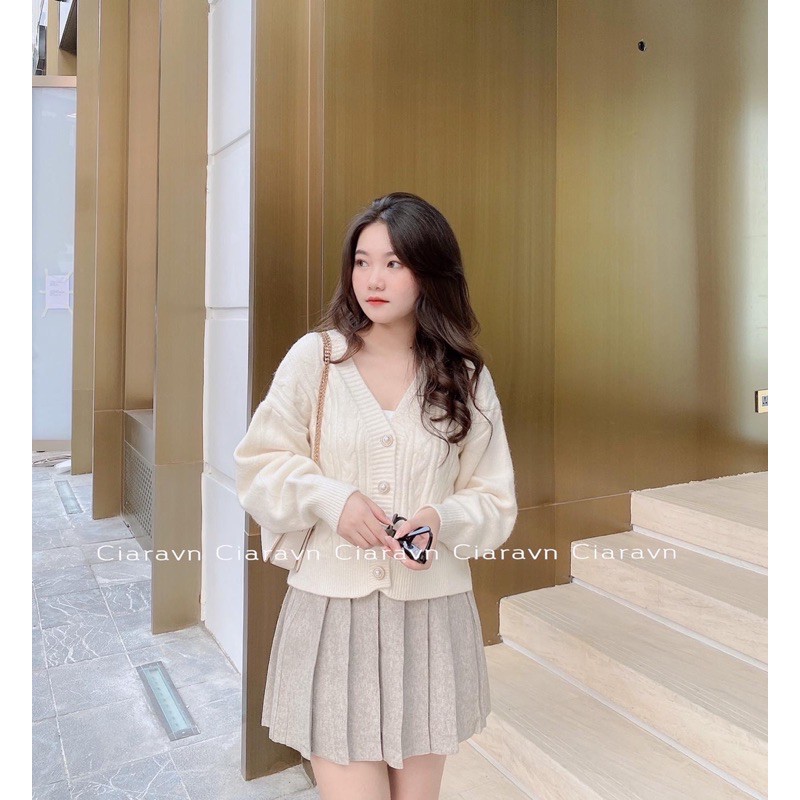 Áo len kem cúc ngọc, cv len