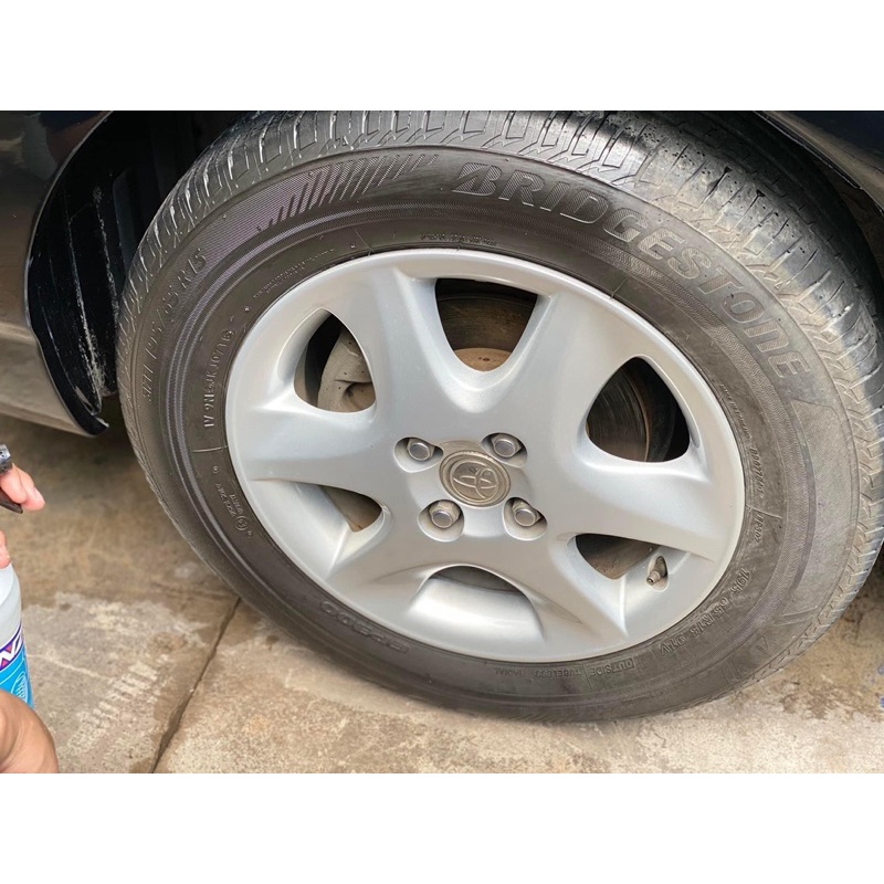 Dung dịch bóng vỏ xe