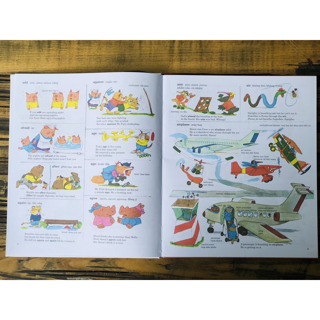 Sách: Richard Scarry's Best Dictionary Ever - Từ điển tiếng anh ( từ 4 tuổi trở lên )