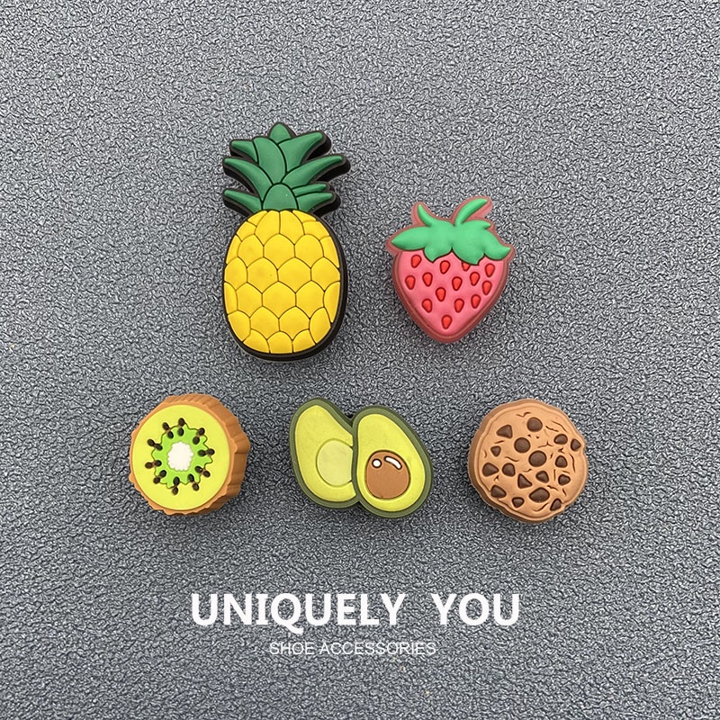 Crocs / jibbitz charms Phụ Kiện Khóa Hình Quả Bơ / Dâu Tây / Quả Bơ Trang Trí Giày DIY