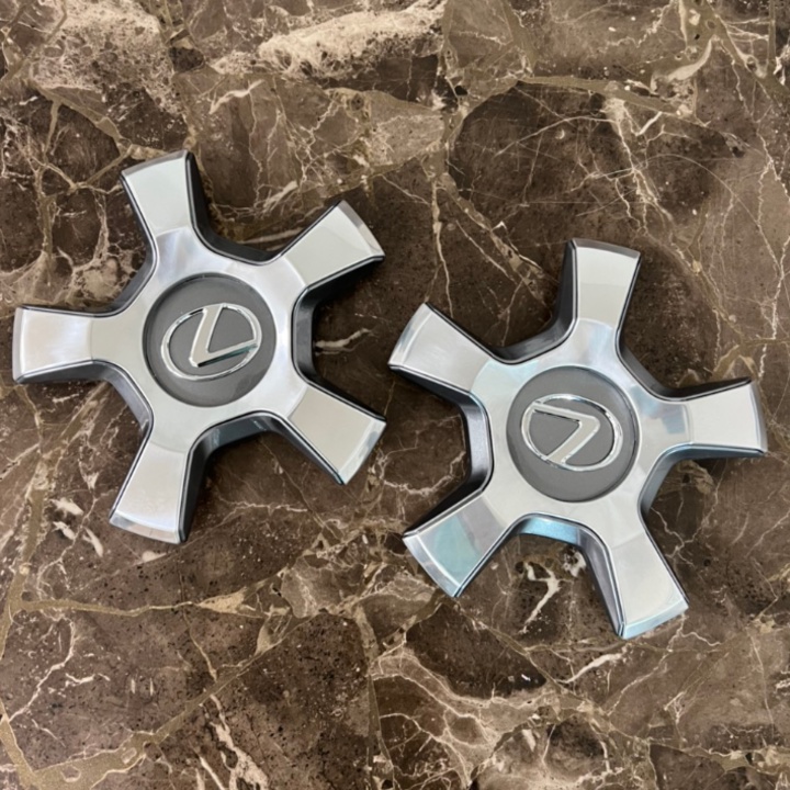 01 Logo chụp mâm, ốp lazang bánh xe ô tô Lexus LX-570 TY-K199  Đường kính chân cài: 10cm, Cao: 3.5cm