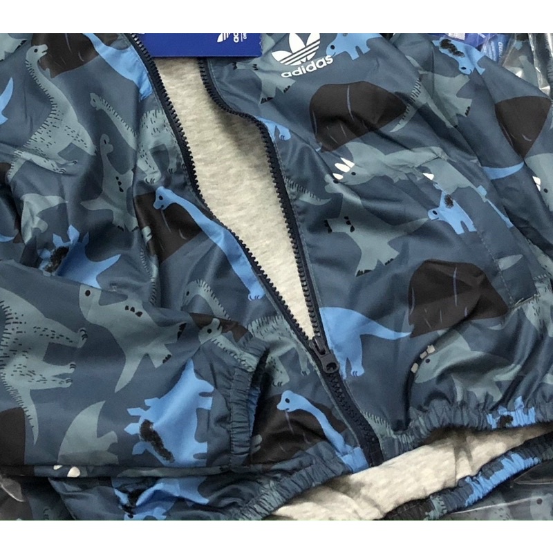 Áo khoác gió adi.das cho bé trai hình khủng long size từ 12-35 cân