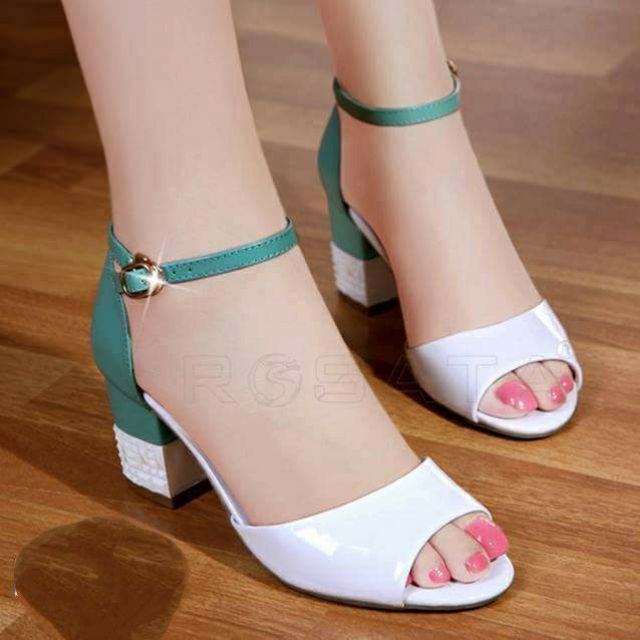 Sandal trắng xanh ( gót vuông từ 3 - 10 phân)
