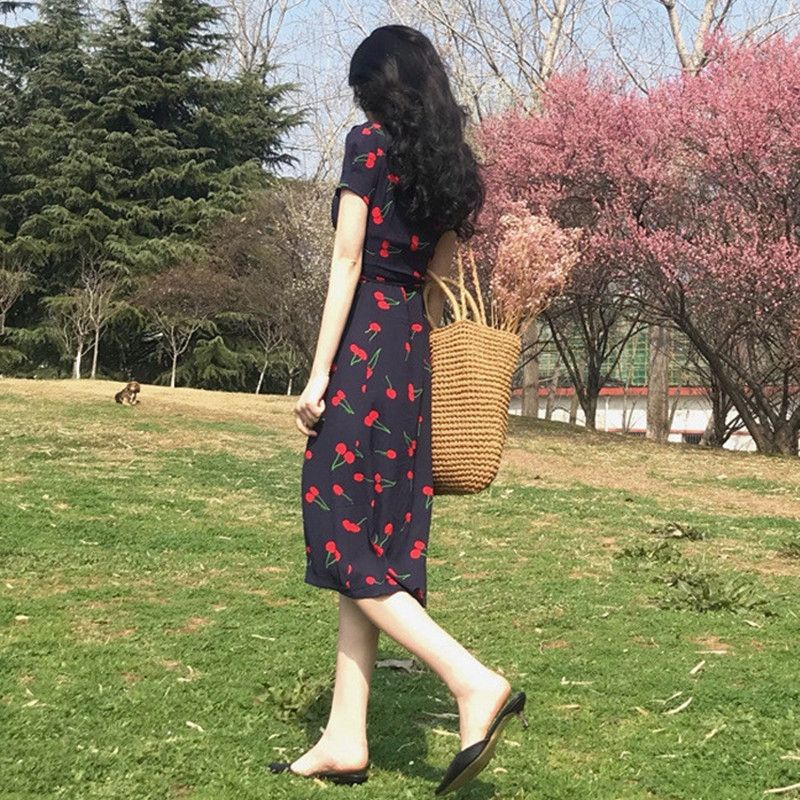 Đầm maxi hoạ tiết cherry Taobao