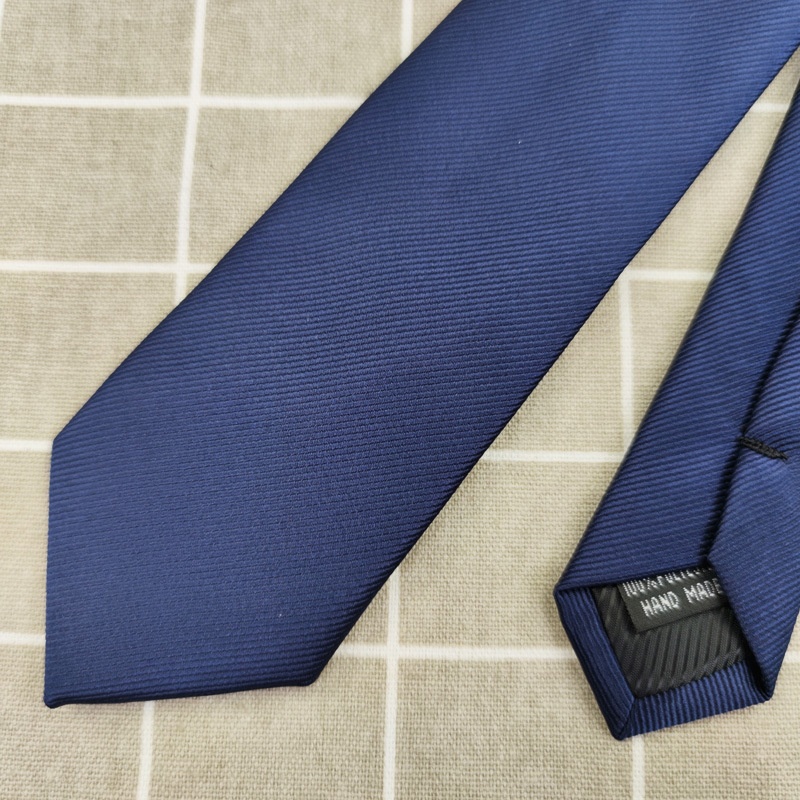 Cà Vạt Thắt Nơ Màu Sắc Thanh Lịch Cho Nữ