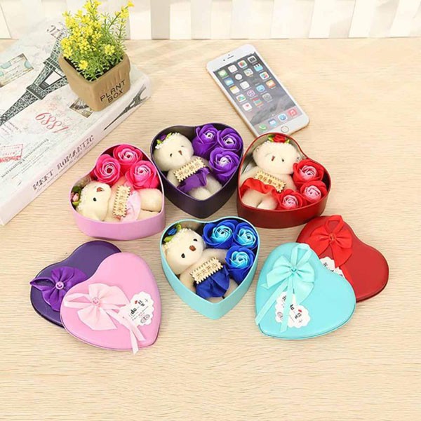 BÔNG HỒNG 3 BÔNG CÓ GẤU , HỘP TRÁI TIM
