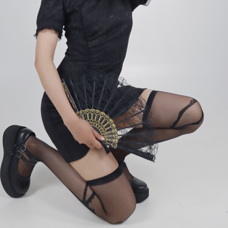 XIXI Tất Lụa Trong Suốt Dài Qua Gối In Hình Thanh Kiếm Phong Cách Gothic Cổ Điển Cho Nữ