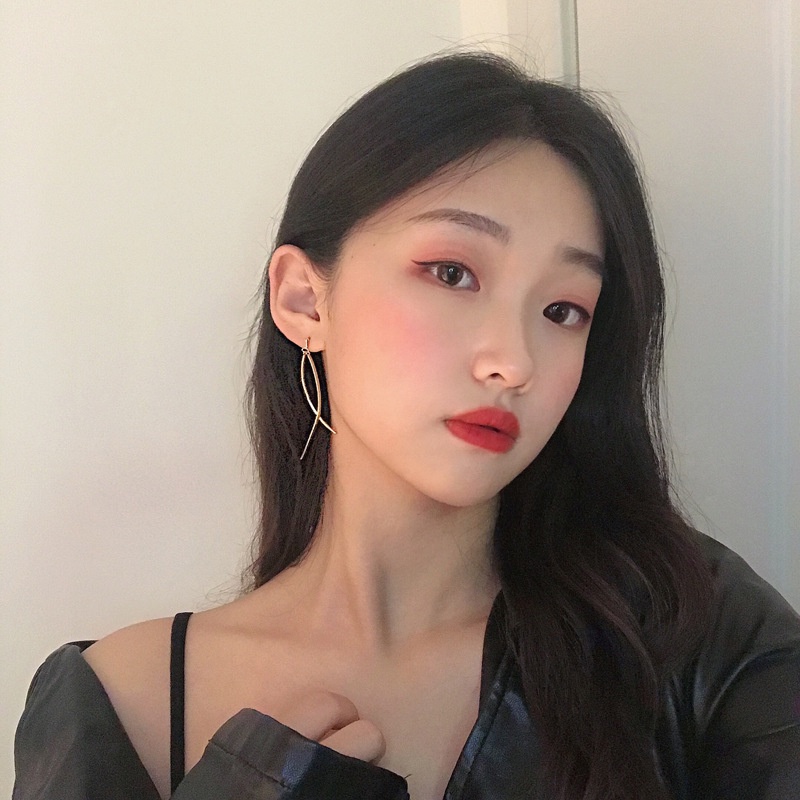 Bông Tai Bạc 925 Dáng Dài Phối Tua Rua Hình Thánh Giá Thanh Lịch Cho Nữ