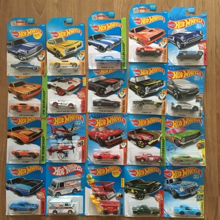 Xe Hot Wheels các loại (13)