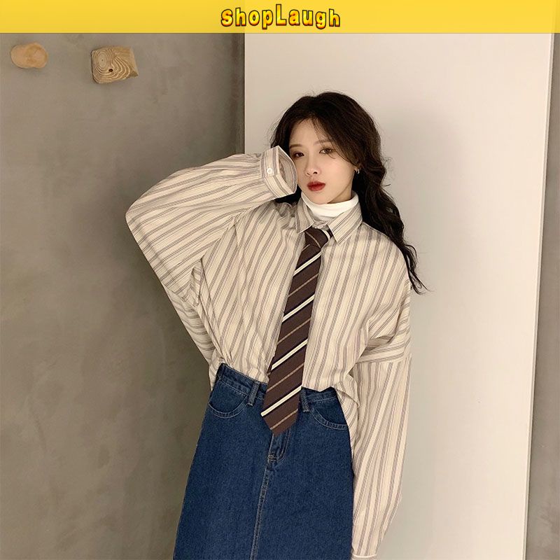 Women's elegant vertical plaid shirt