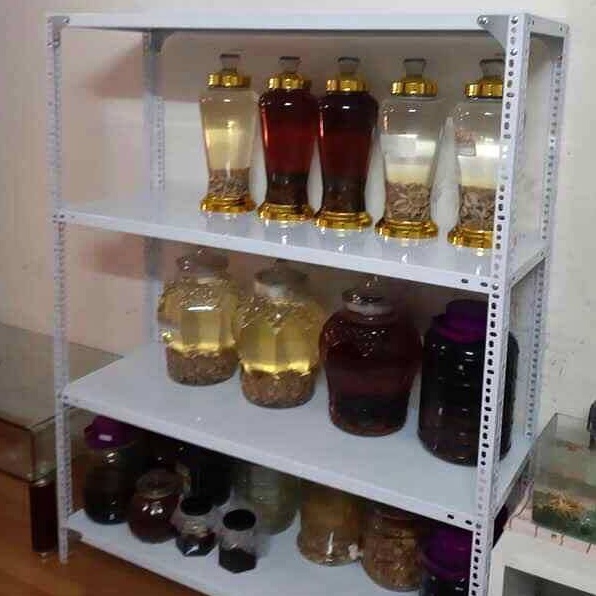 Bộ kệ kho hàng sắt v lỗ đa năng cho mọi công việc kích thước : Dài 80cm, Rộng 30cm, Cao 120cm gồm 4 tầng