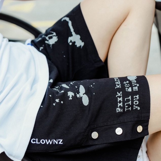 Quần đùi khaki local brand Clownz Painted Kaki Short Pants unisex form rộng nam nữ