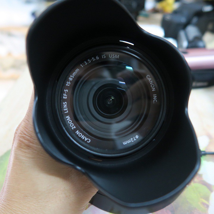 Ống kính Canon 15-85 is USM đẹp