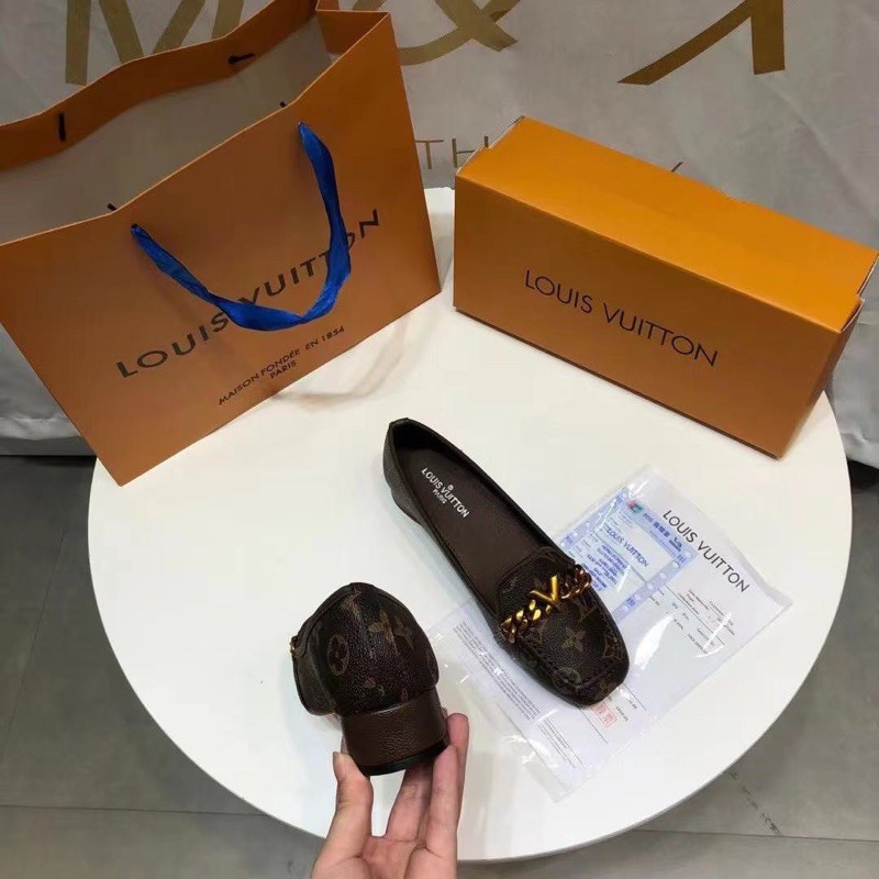 Giày cao gót 5cm da mềm Giày moca lười lv nữ mũi vuông tag khoá V (fullbox Bill túi )