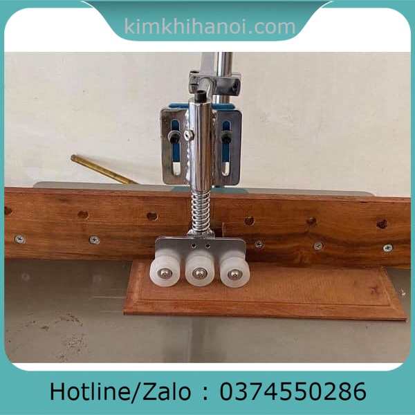 Bộ cữ tỳ phôi 3 con lăn áp dụng nhiều cho các dòng máy soi nằm, máy tubi