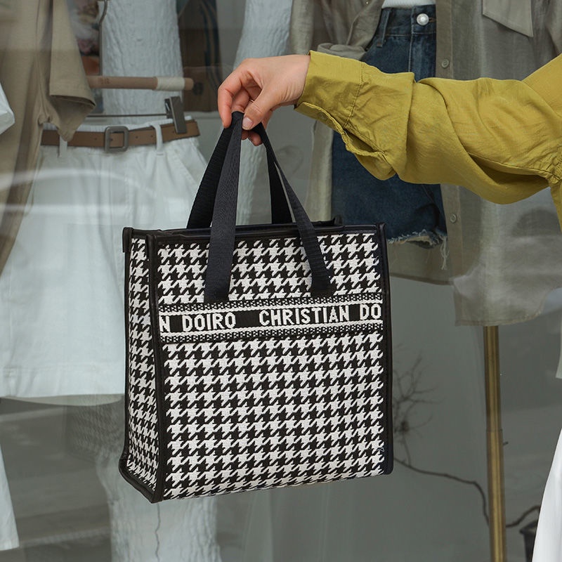 Túi Tote Vải Canvas Dáng Vuông Sức Chứa Lớn Thời Trang Cho Nữ