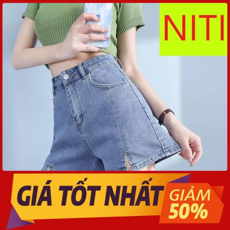 QUẦN JEAN NGỐ LỬNG NỮ LƯNG CAO FORM RỘNG XẺ ĐÙI TRƯỚC MÀU XANH NHẠT CAO CẤP NITIQC SIÊU CÁ TÍNH !