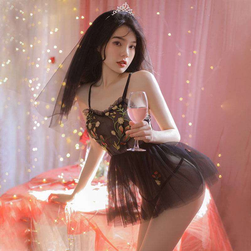 Bộ Đồ Lót Ren Màu Trắng / Đen Thêu Họa Tiết Quyến Rũ Cho Nữ