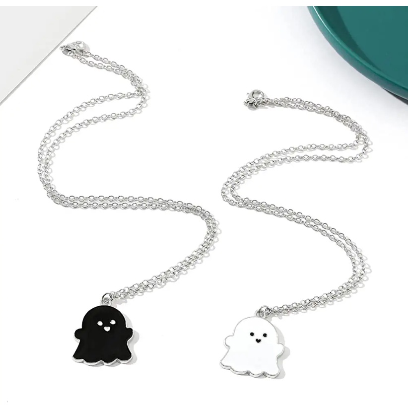 Vòng cổ Mặt Hình Ma Màu Trắng Đen Thời Trang Cho Nam Và Nữ
