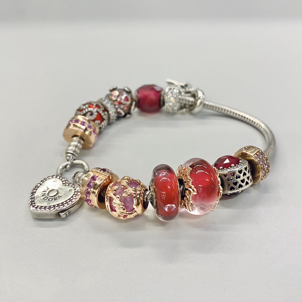 Charm Hạt với mô hình lá rơi màu hồng