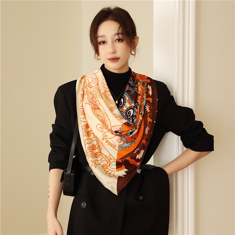 Khăn Choàng Cổ Vuông Vải Lụa In Họa Tiết Thời Trang WJ1014-115 Kích Thước 110x110cm