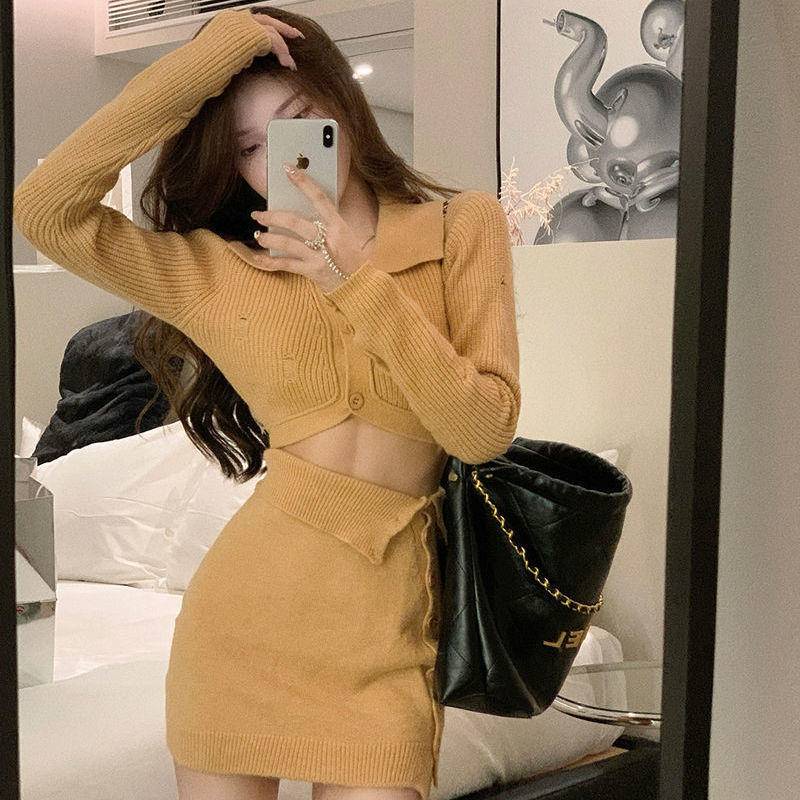 Bộ Đồ Gió Áo Dài Tay Dệt Kim Ve Áo Mùa Thu Cho Nữ + Bộ Hai Món Váy Ôm Hông