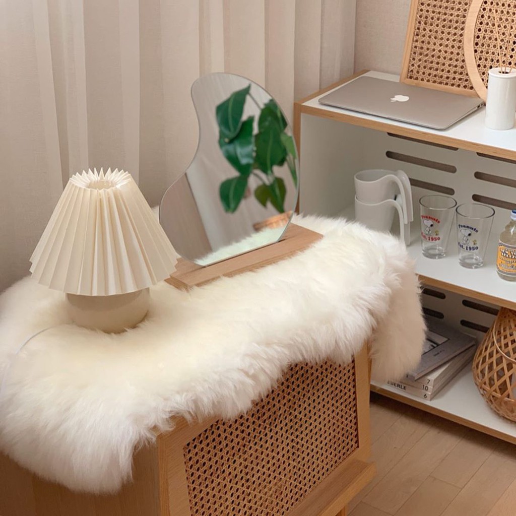 Gương Trang Điểm Để Bàn Tiện Dụng Hình Dáng Độc Đáo