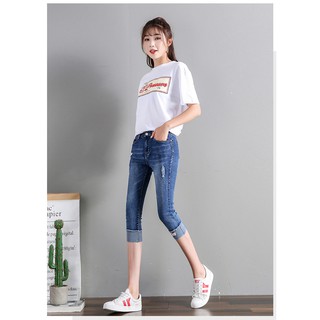Quần jean lửng thêu hoa LS_QL008