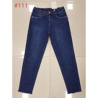 Quần jeans nữ boy cắt lai sau wash