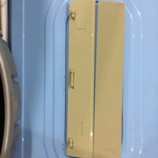 Nẹp nhựa bàn đế máy cắt nhôm LS1030N, LS1040.